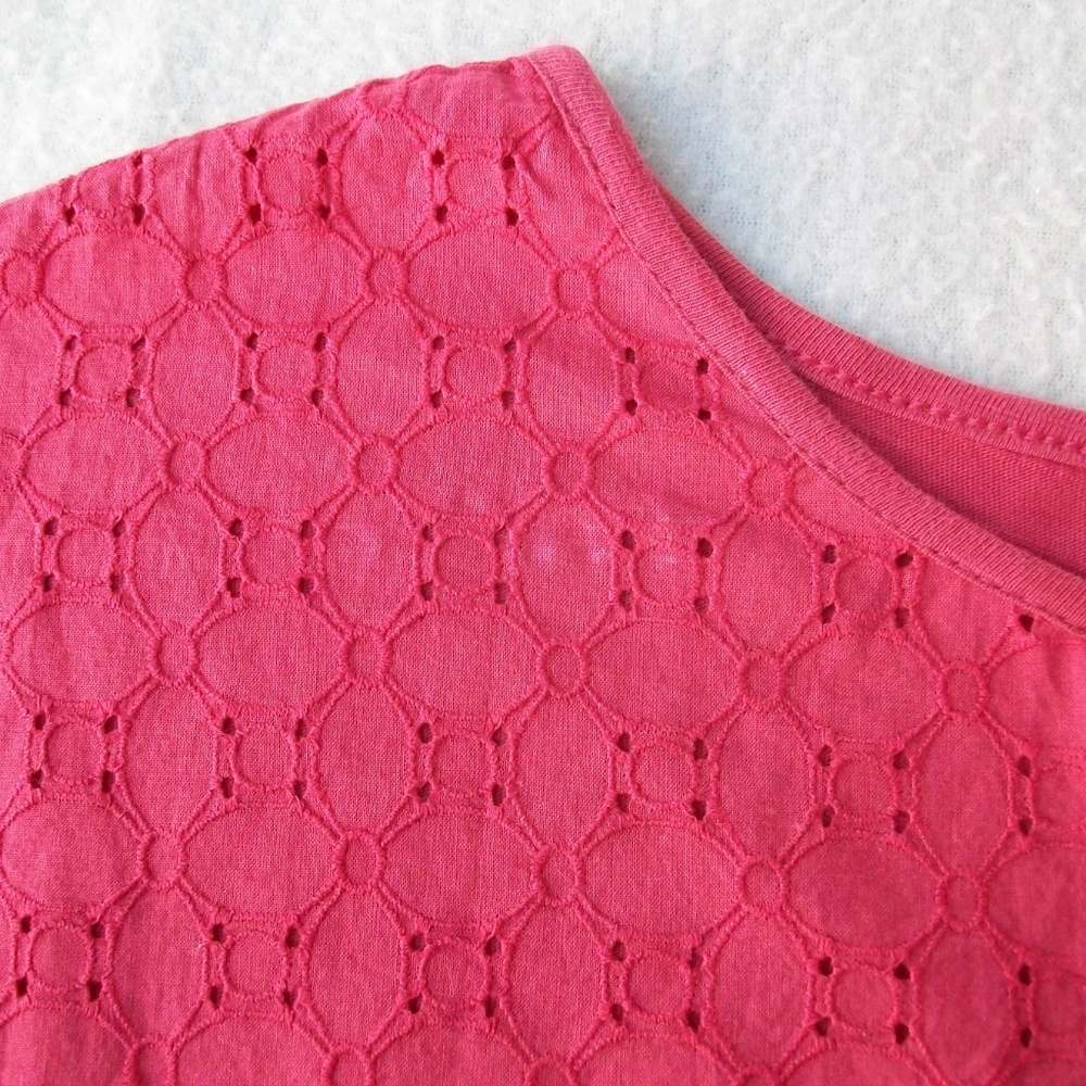 Chaps Top M Red Geometric Pattern Sleeveless Shirt - image 4